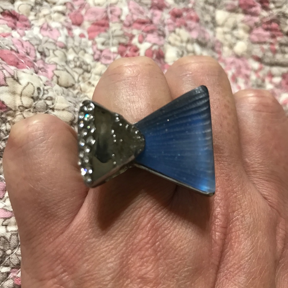 Alexis Bittar gorgeous vintage blue lucite ring